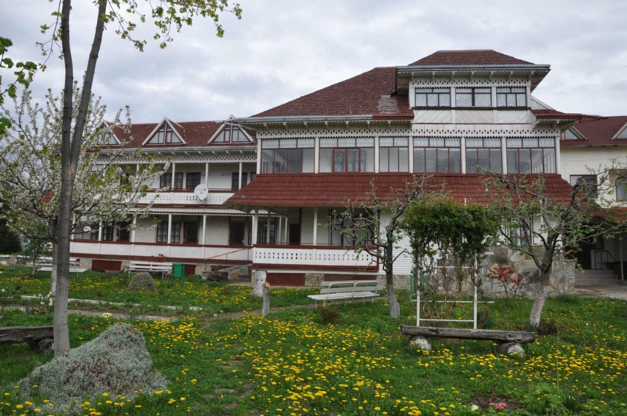 Padurea De Argint Villa Varatec ภายนอก รูปภาพ